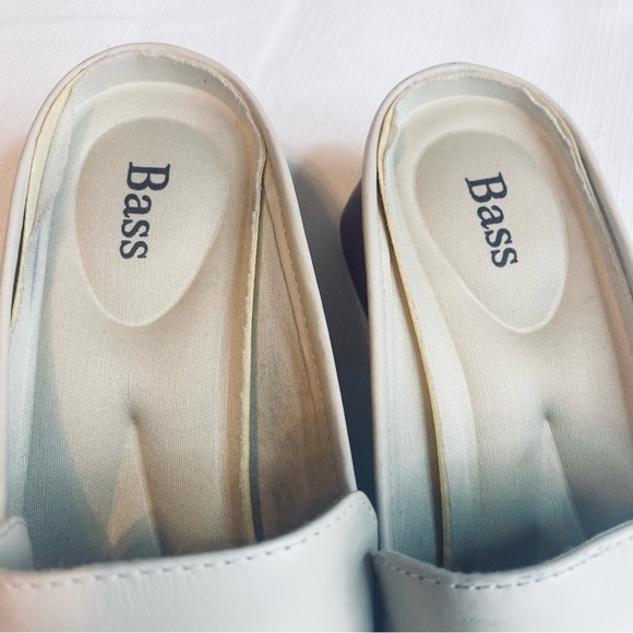 Bass Women's Cream Mules - Picture 4 of 8